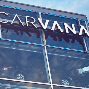 Carvana Leadership and Operational Challenges