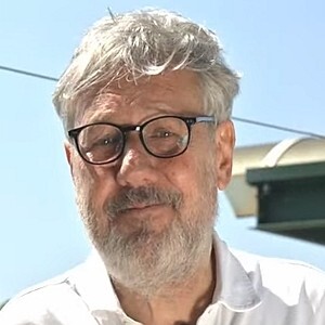 08/04/25 - Stefano Cecchi - Microfono aperto