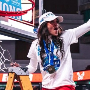 Rocking Royal WBB » Asst. coach Jordan Loera