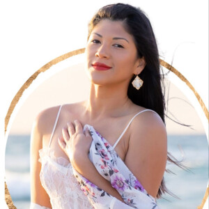 Gabriela Chang Helping Women Reclaim Their Power And Shine Unapologetically / E18
