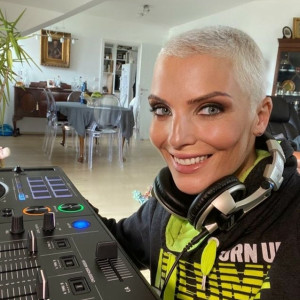 DJ Sara Riley Club Hour Mix Episode 16