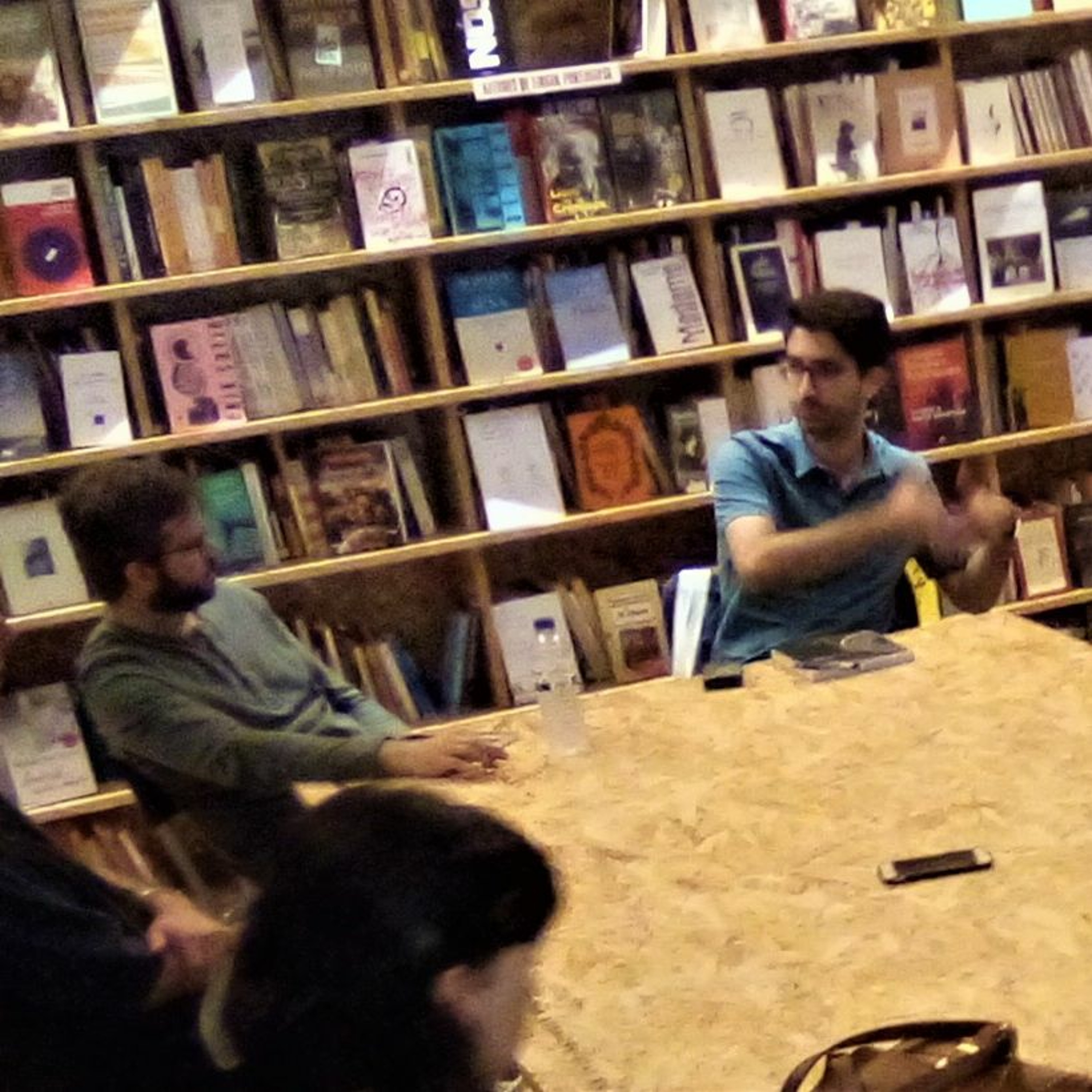 Livraria Tigre de Papel