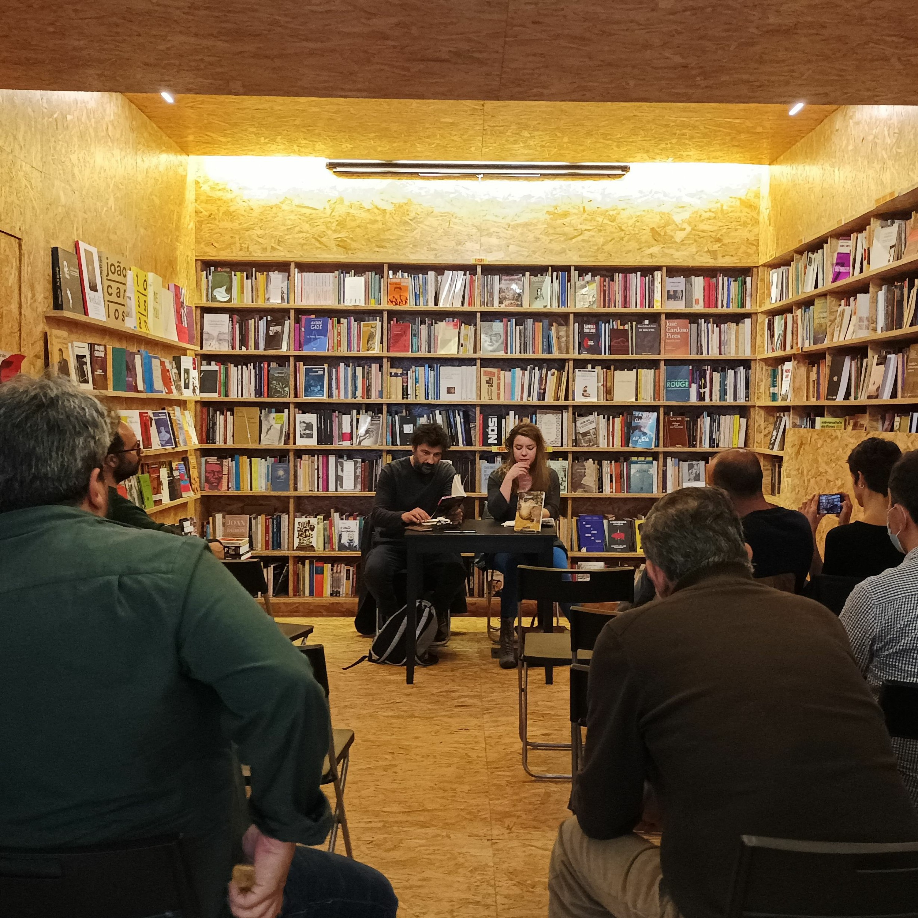 Livraria Tigre de Papel