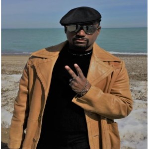 Itali-Echo interviews singer/songwriter and dancer Solace