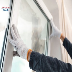 Ultimate Guide to Fixing Cracked Windows and Glass in Your Home
