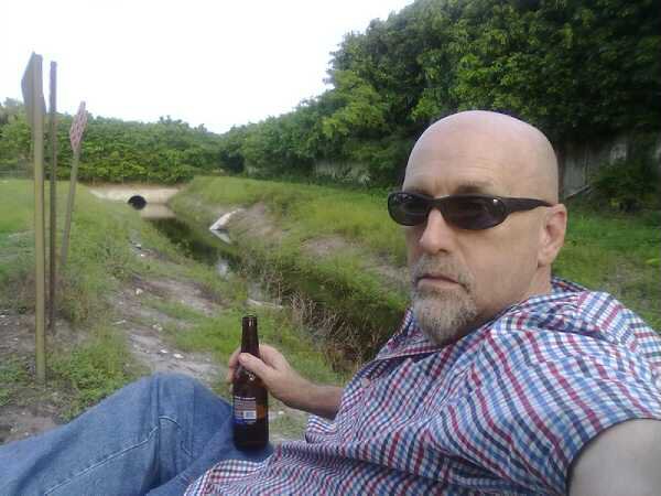 EGGMAN RADIO ADDICTION
