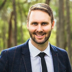 UC 416: Dr Kieran Richardson on non-surgical and holistic approaches to injury