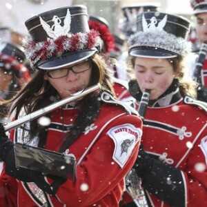 DEC.9, ’23 PHIL’S INN PARADE WATCHING SHOW