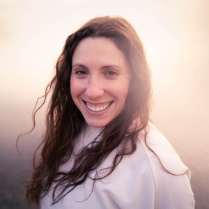 417: Sara Kushner - The Healing Power of Self-Portrait Photography