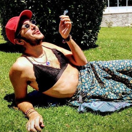 Enterrados no Jardim