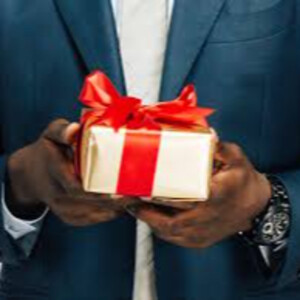 4 Interesting Gift Ideas For Your Boyfriend Under $99