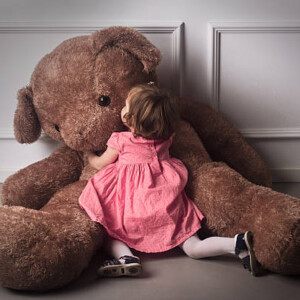 10 Reasons To Gift A Giant Teddy Bear To Your Loved Ones
