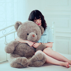 Learn How Giant Teddy Bears Can Improve Your Mental Wellbeing!!
