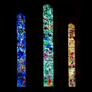 ADVENT (Week 3, Day 7): The Christ Window by Marc Chagall & Psalm 138