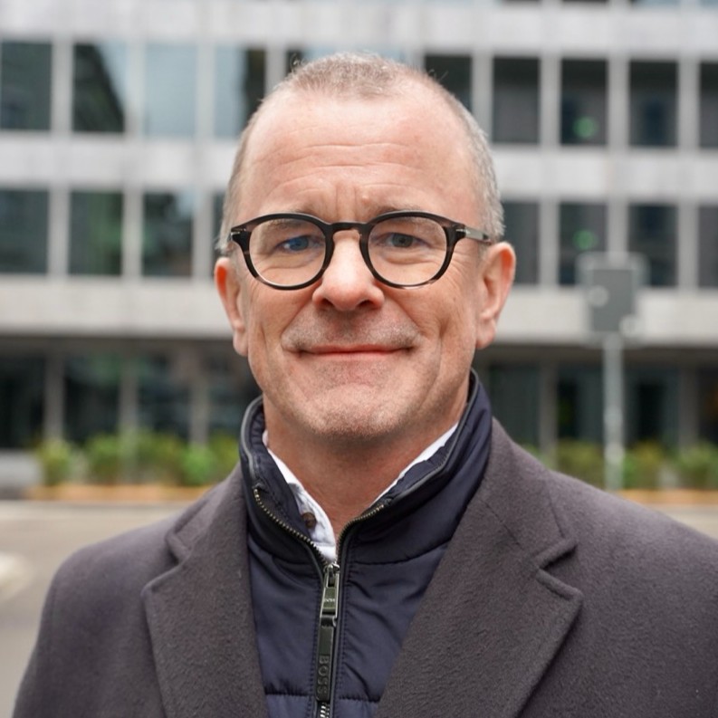 Stadtrat Golta, warum hast du die Drogenpolitik kaputt gemacht? Stadtrat Golta, warum hast du die Drogenpolitik kaputt gemacht?