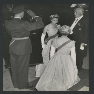 Jane Connors, ‘Because She Was Here’ The 1954 Royal Tour