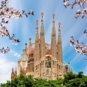 Your guide to Catalonia plus win Return flights to Boston with thanks to Shannon Airport & Tropical Sky