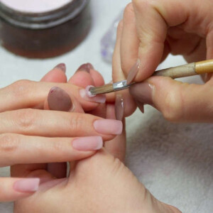 Are gel and acrylic nails dangerous?