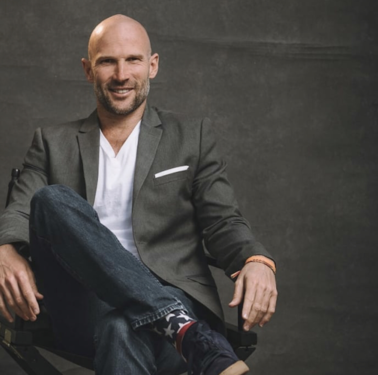 How To Become Social Without Alcohol with James Swanwick