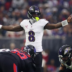 Ravens take hold of AFC North, light up Texans on Christmas Day