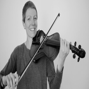 Episode 6 - Becky Driscoll: The Community Musician In Conversation.