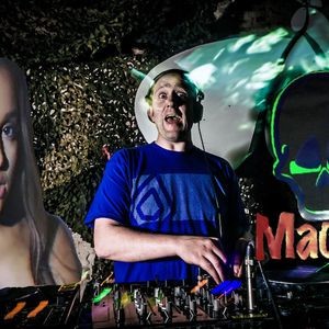 Archives - 200 - Arianna Grande VS Bcee Mixed by Maco42 (2016)