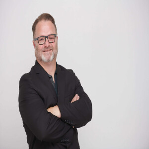 Resilience in Business and Life: Physical Fitness, Mental Strength, and Entrepreneurial Success with Jeff Robertson