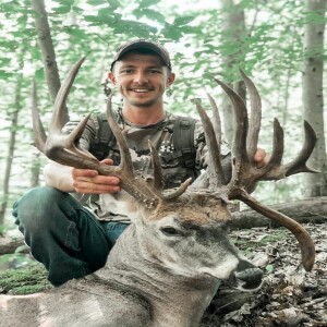 WV Non Typical Whitetail Giant