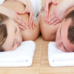 🎤 PODCAST • Massage and Health ~ The health benefits of single and couples massage