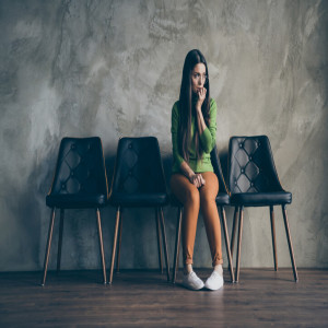 🎤 PODCAST • Courage ~ The psychological benefit of building courage and integrity by speaking up for your values - a short interview with seminar presenter Lin Zinser