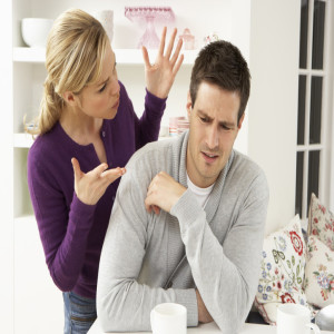 🎤 My Controlling Girlfriend ~ How can I keep my independence in the face of a controlling girlfriend?
