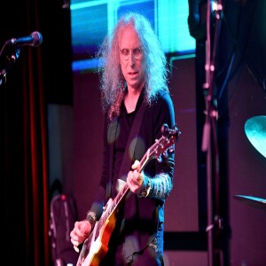 Interview: Legendary Session Musician Waddy Wachtel Talks Immediate Family, Working with Warren Zevon, Steve Nicks and Keith Richards