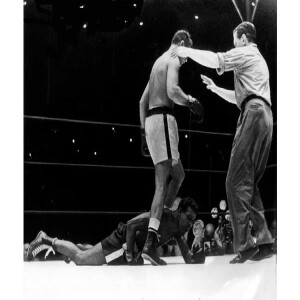 Boxing History - Middleweight Champions Who Moved to Light Heavyweight