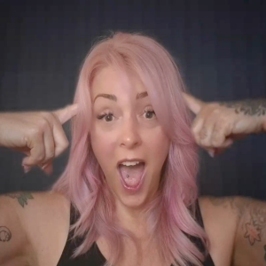 🎙️Episode 43: Does my hair colour affect my mood?🎙️