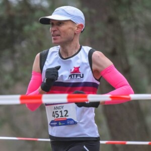 EDR #44: "I'm a runner who is in search of a feeling" - Running and making Everyday Runners podcast. Leon interviews Andy
