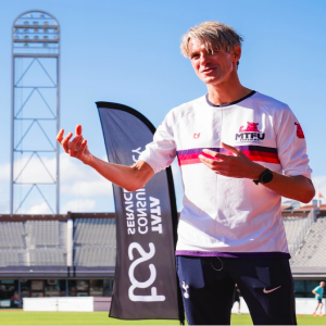 EDR #43: "It's a nice day out, but someone has to organise the picnic": Learnings from 2024 with Niels Esmeijer (of MTFU Coaching)