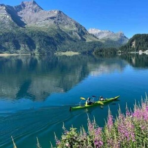 Kayaking the Lake District of Italy