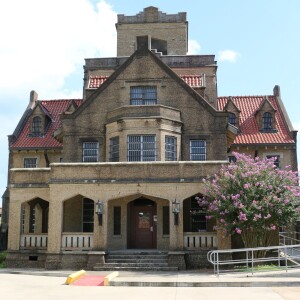 A Visit to the Gothic Hanging Jail in DeRidder - Cleo Martin and Marci Cook on Big Blend Radio