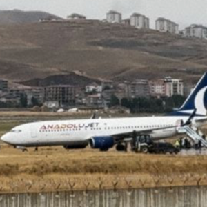 Incident: Anadolujet B738 at Hakkari on Sep 20th 2024, overran runway on landing