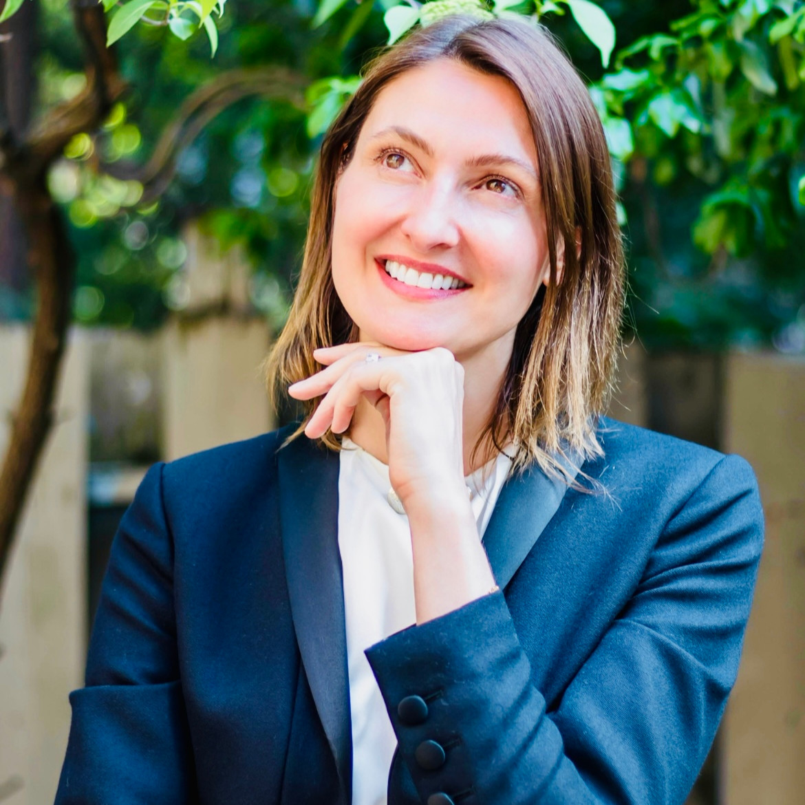 Al Interviews Peggy Van de Plassche | Former Banker and Venture Capitalist on the Topic of Microdosing Psychedelics