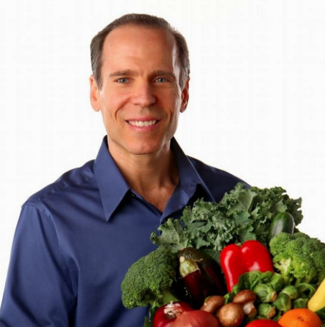 Dr. Joel Fuhrman, author of Eat To Live and Super Immunity joins us tonight! 