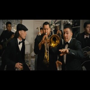 Ella Baila Sola - (Video Oficial) - Eslabon Armado y Peso Pluma