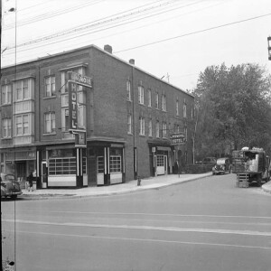 The Linsmore Tavern turns 90 today! A salute to this legendary Toronto music venue.