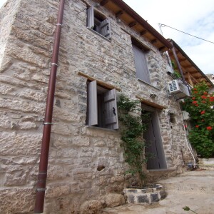 A small house in Crete 19