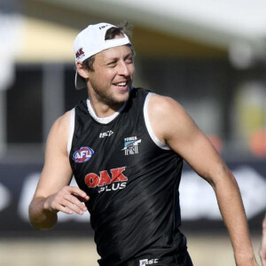 Ep #33 - Cam Sutcliffe - Funny Team mates at the PAFC!
