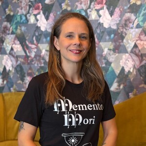 Episode 44: End-of-Life Clarity: Healing, Presence, and the Sacred Role of a Death Doula with Jill