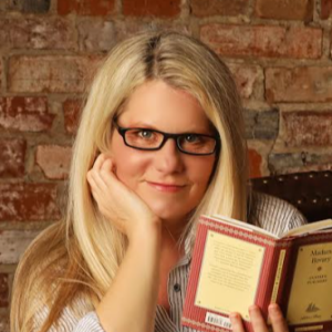 Episode 48: The Widow’s Comeback: Grief, Grit, and Owning the Hot Mess with Lisa Woolery