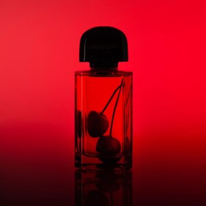 Rouge Smoking Extrait: A Bold Symphony of Seduction and Luxury Perfume