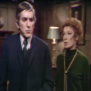 Season 5: Episode 246 -DARK SHADOWS: Episodes 941 - 982