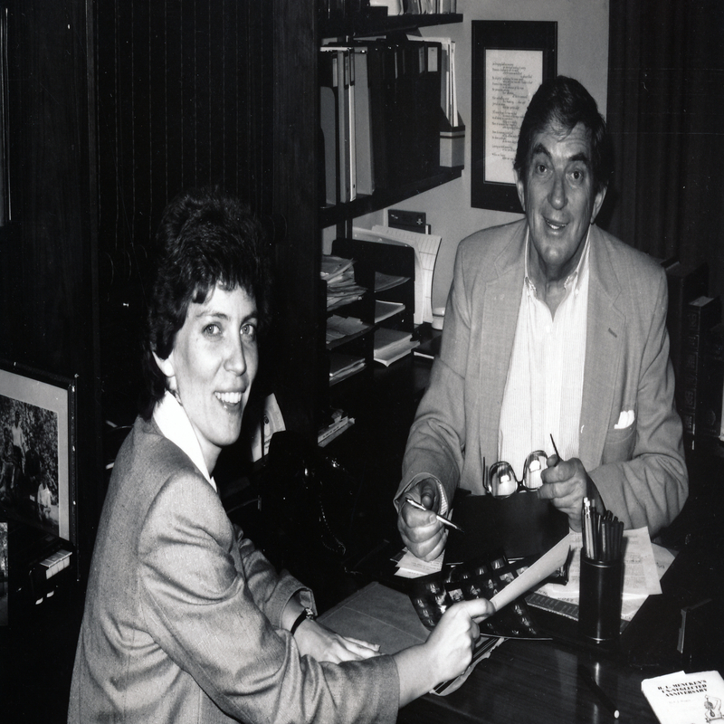 Season 3: Episode 121 - The Mary OLeary Interview - My Friendship with Jonathan Frid